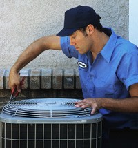 HVAC-repair-technician-on-the-job